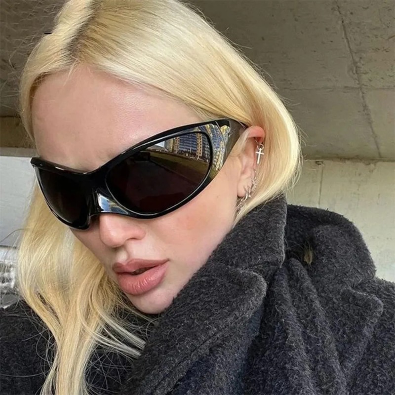 New Y2K Punk Sunglasses Women  - Streetwear Brand Y2K のレビューと価格
